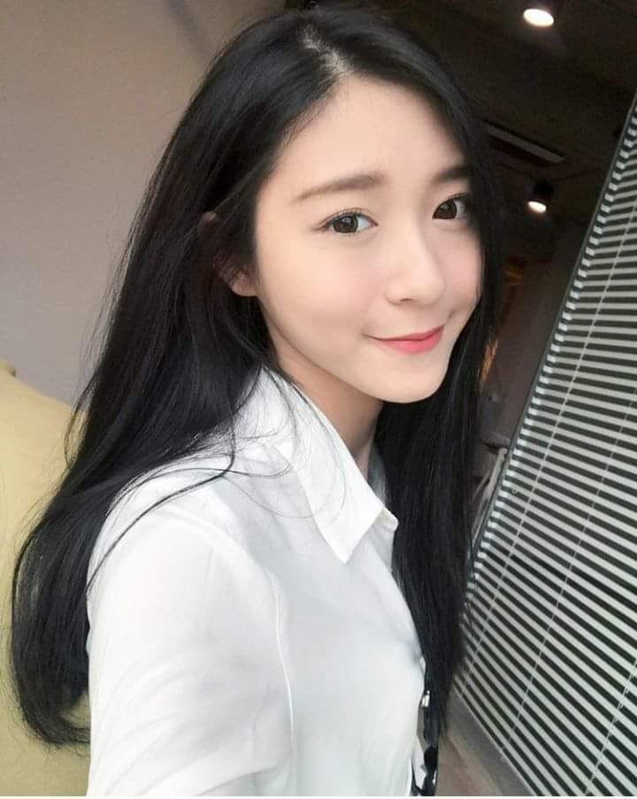  美女中学生Elynn Wong12 分鐘前發佈 · 公...