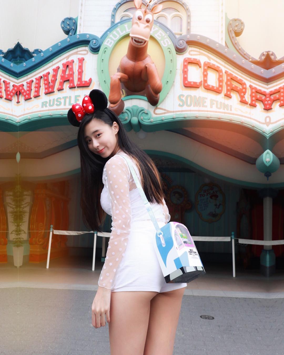  /
“That’s the real trouble with the world,  to...