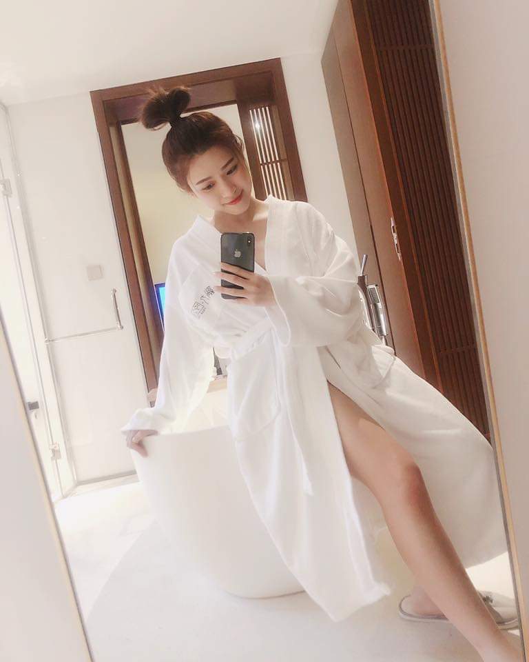  Reneebobo Li 李蔓瑩(雖然只是一張手機照...