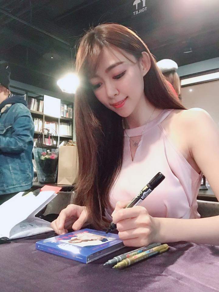  Vanessa小紫52 分鐘前發佈 · 公開 · 在�...