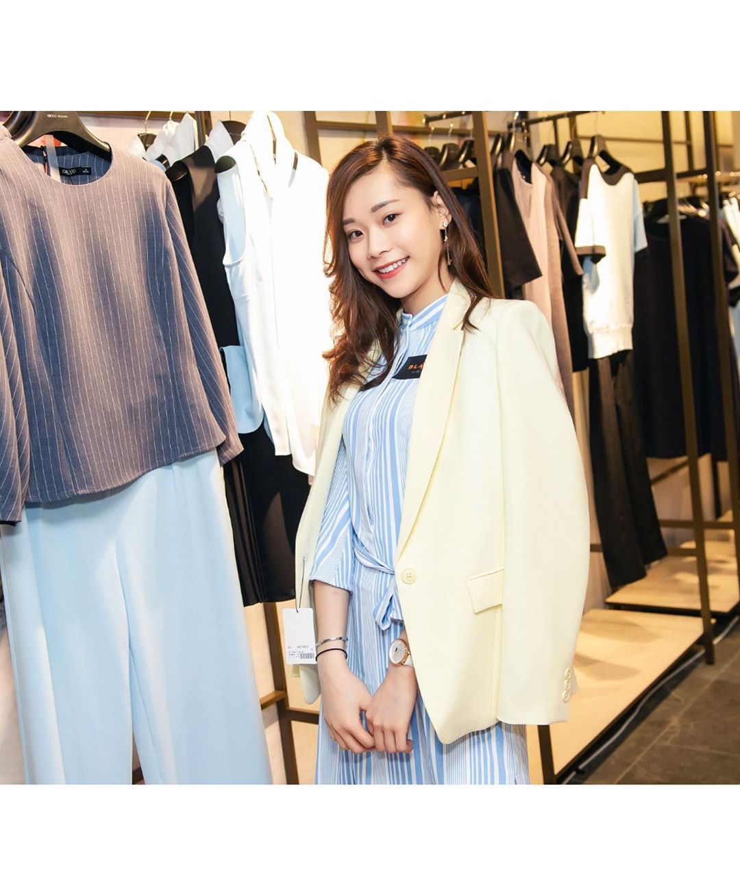  Wow~~
G2000全港首間7000呎既「BLAACK by G200...