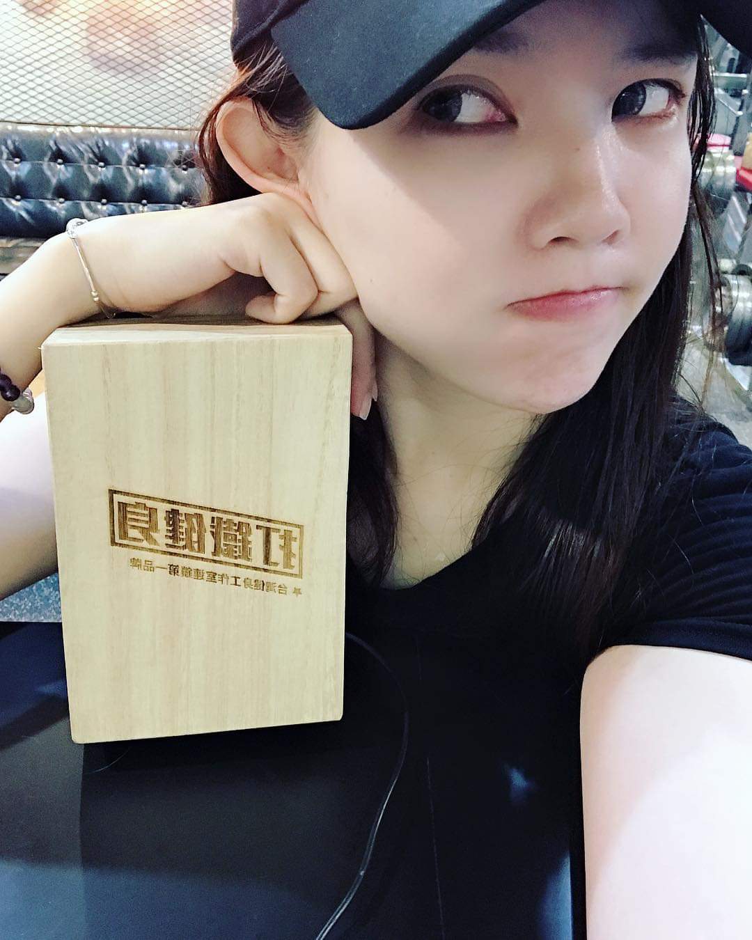  穎兒2 分鐘前發佈 · 公開 · 在 Instagram...