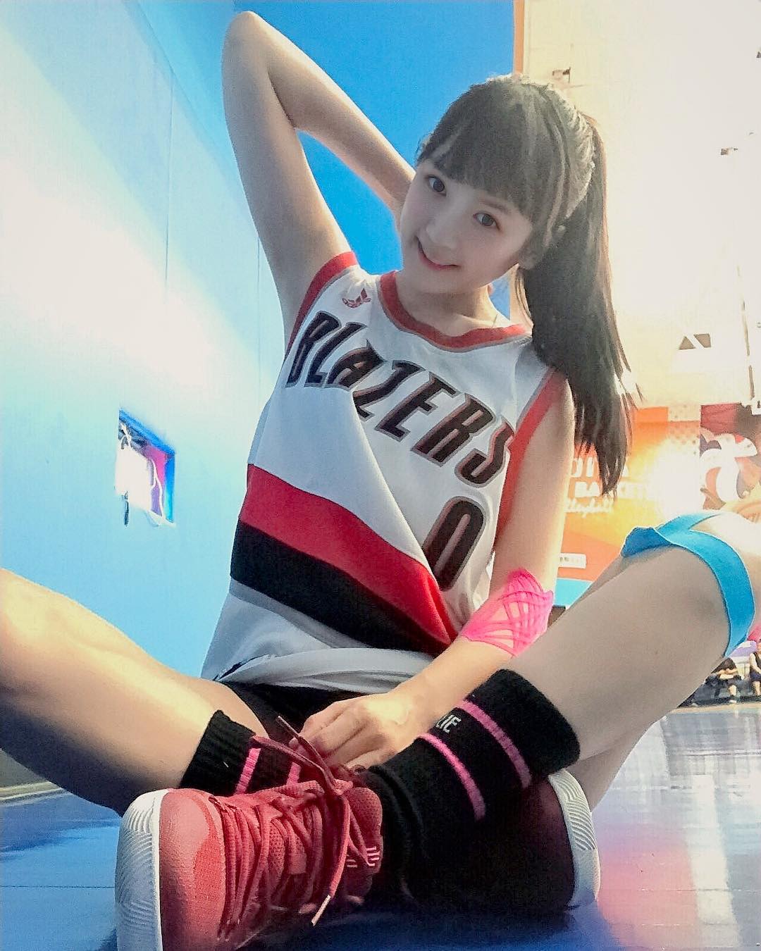  今天致敬誰就不多說了
Dame Time!!!!
好�...