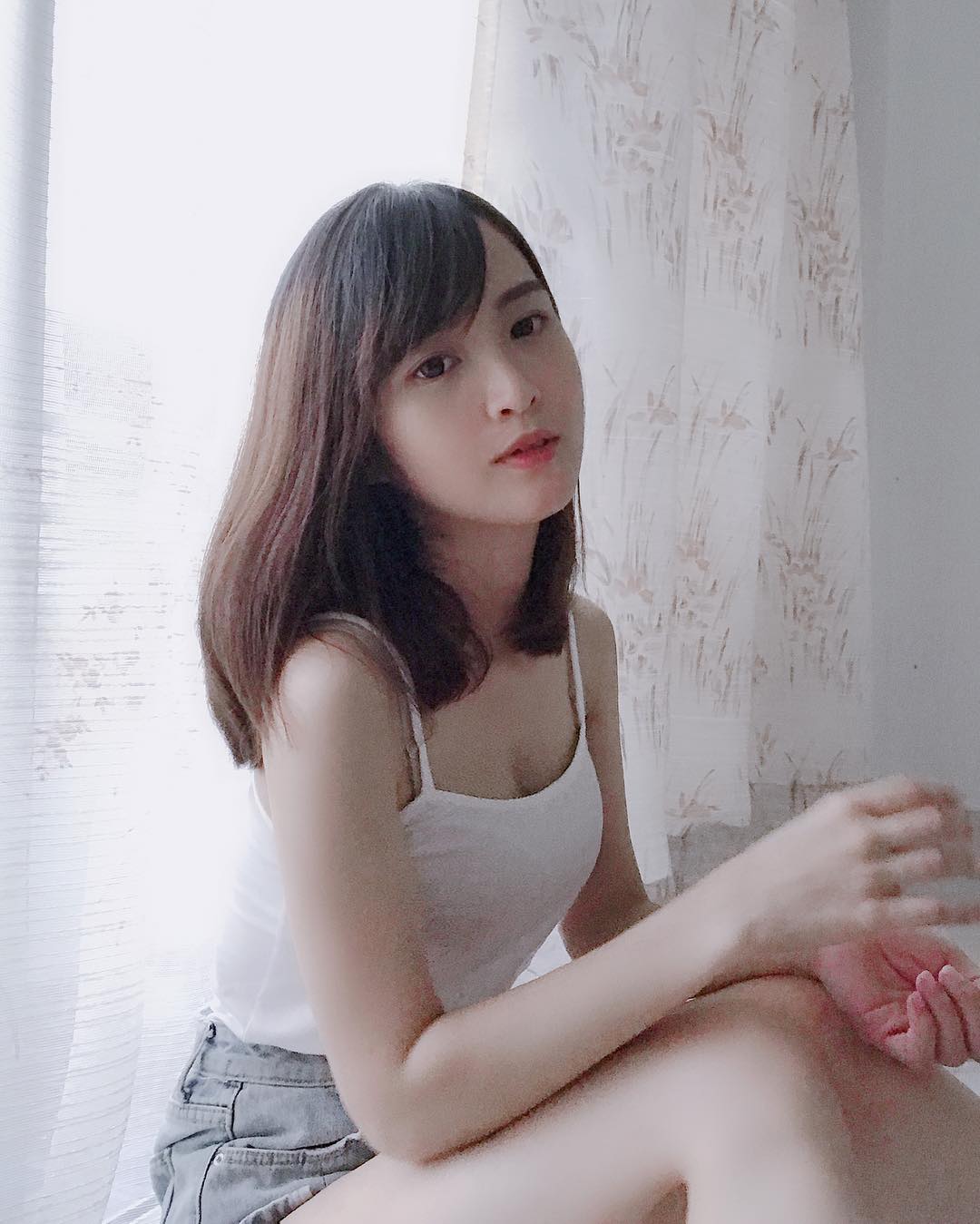  不擅长不笑