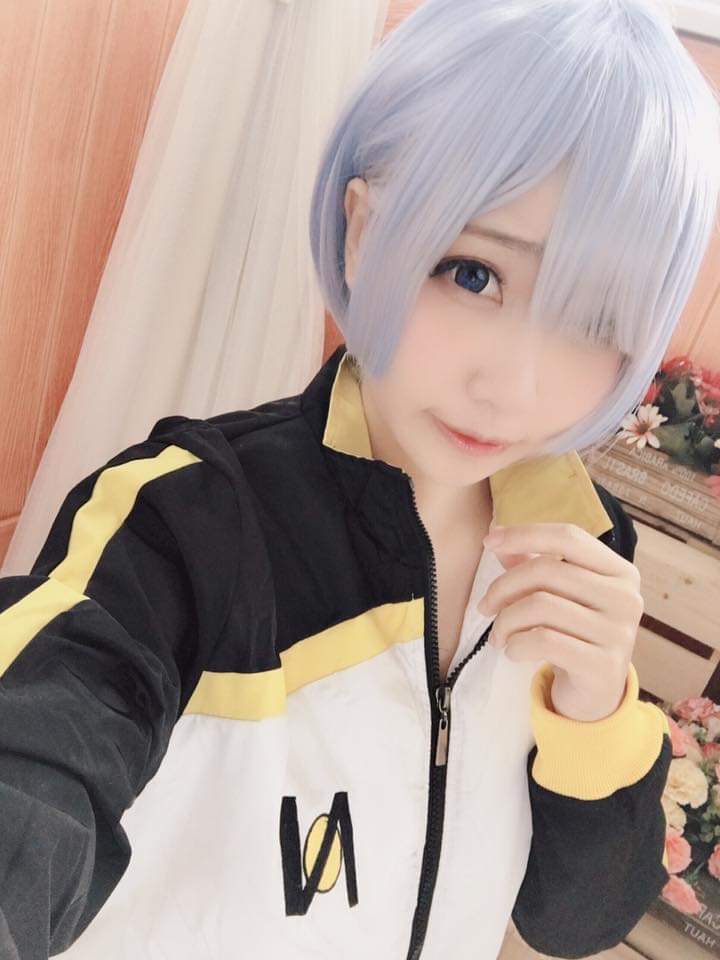  YauYau好久沒出現過的rem～ 來自拍一下�...