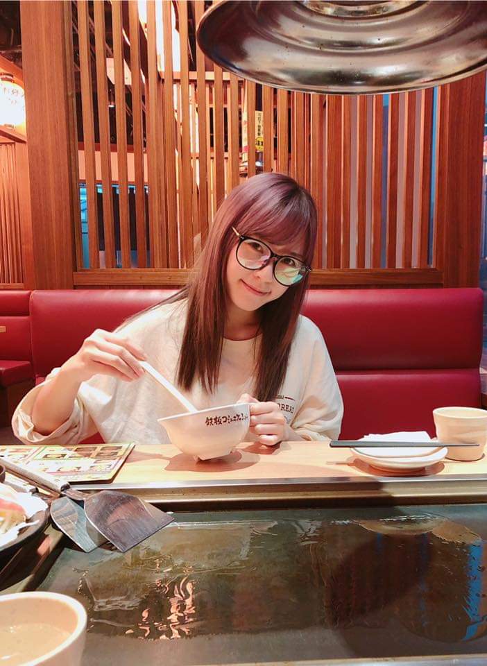  Miss Hunny餓了嗎？ 粉漿要吃嗎 (´･_･`...