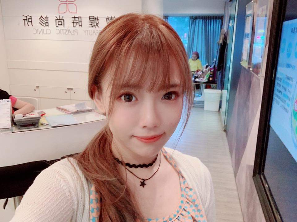  小希兒Angel每月例行日誌 來微媞變美�...