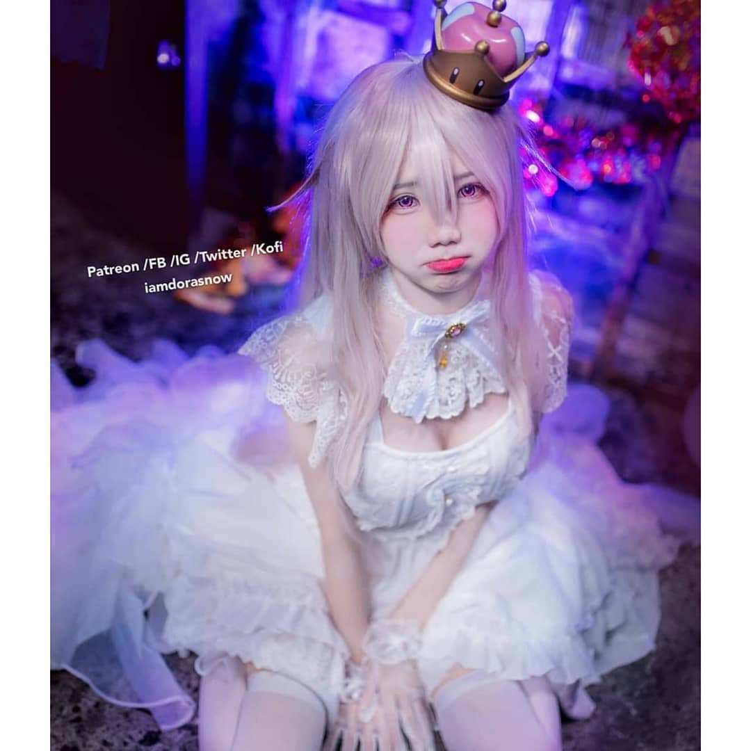  #Game #cosplay #supermario #mariobros #boo #kingbo...