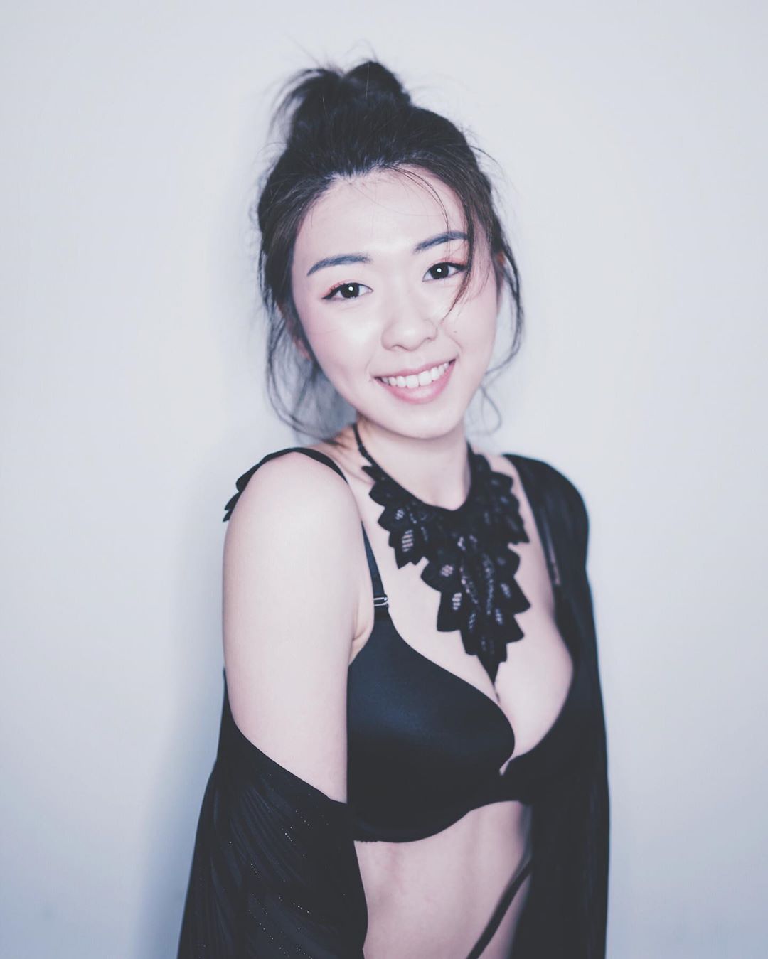  一向都有著開Victoria’s Secret嘅內衣，因為款式多又靚，重點係好啱身好舒服！

之所以會咁啱身係因為有Victoria’s Secret內衣專家幫我進行完整的尺碼測量服務，之後可以盡情試各種杯型，款式嘅內衣！你亦可以將你嘅要求喜好話俾佢哋知，佢哋好快就提供到選擇俾你唔需要自己周圍搵！

我而家有半個櫃都係佢哋嘅內衣呀