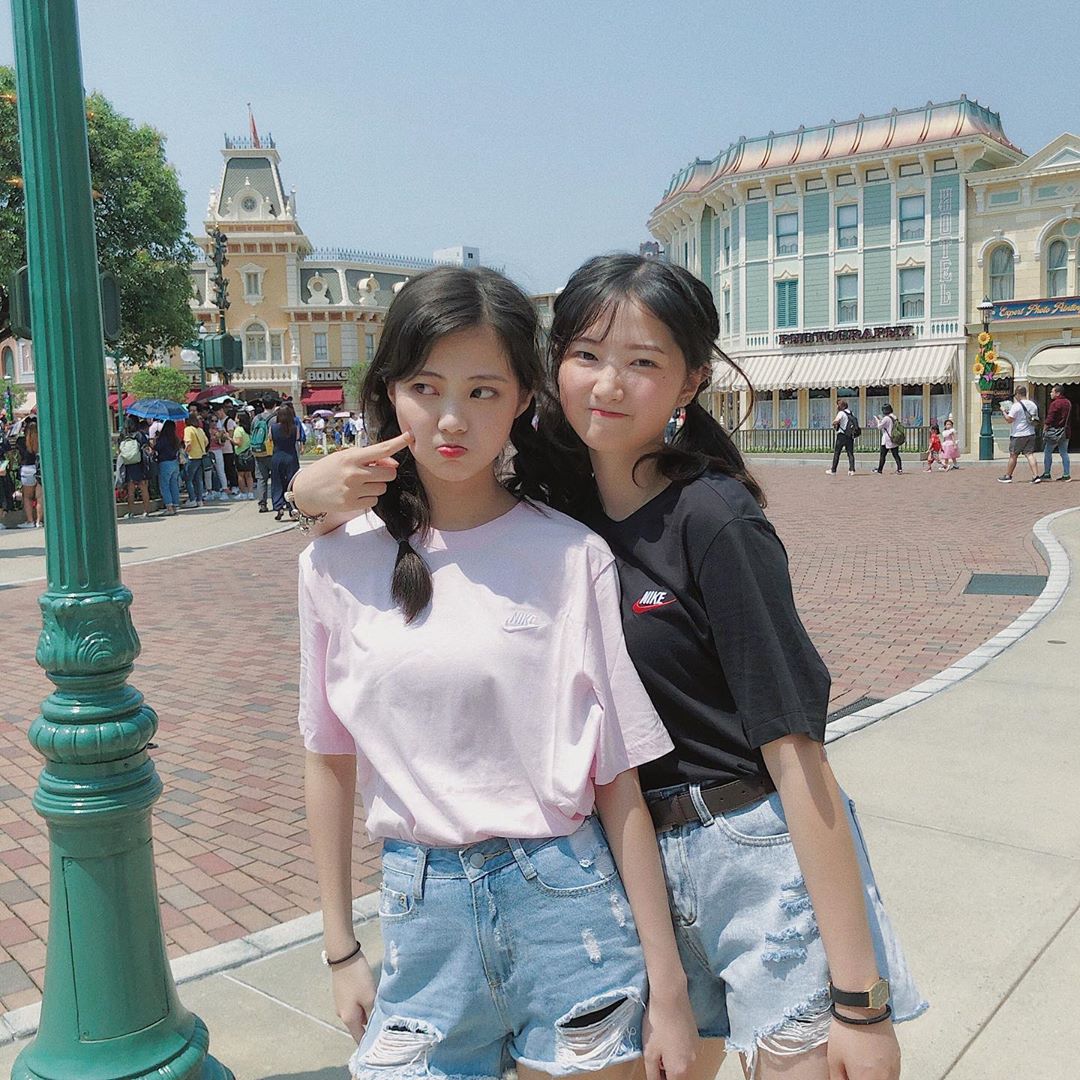  係你地訓教之前.....
補返張NIKE上身圖�...