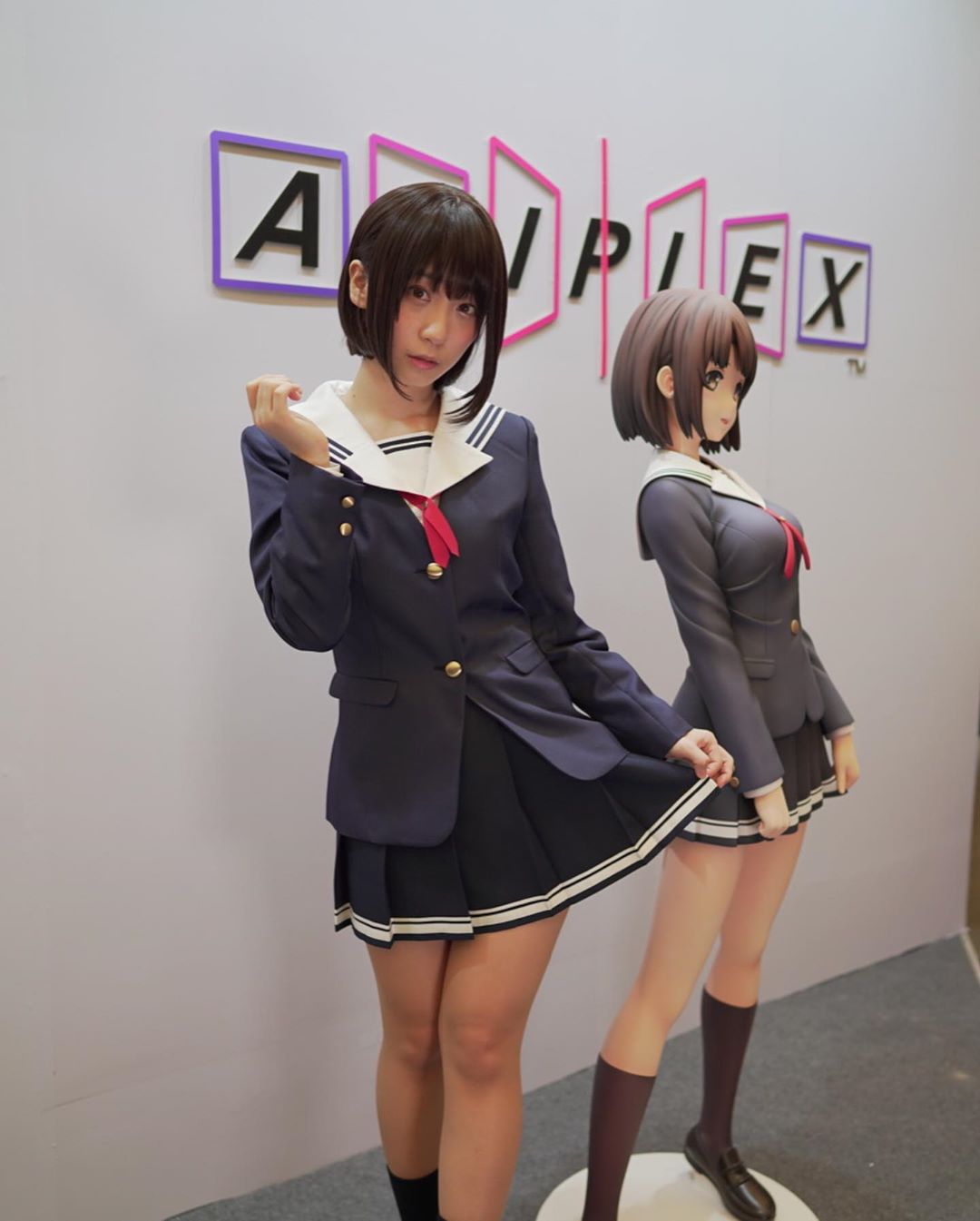  上海WFのアニプレックスブースで加藤恵公式コスプレをさせて頂きました！

等身大加藤恵ちゃんと並んで撮影したよ〜〜〜٩(ˊᗜˋ*)و

#冴えない彼女の育てかた 
#伊織もえ
 #上海WF
#加藤恵
