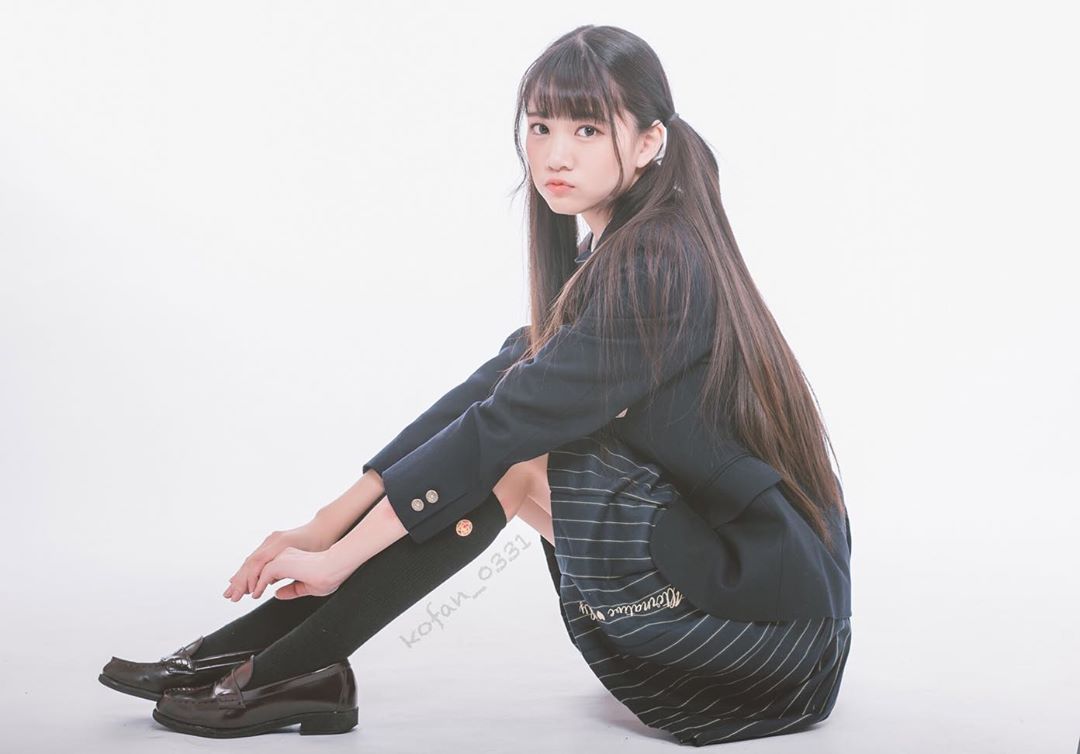  #可凡的制服圖鑑
西裝外套：kuri-ori
百...