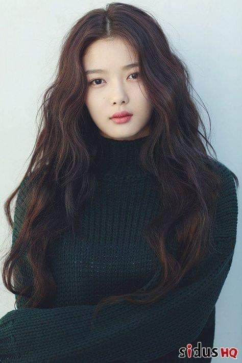  Kim Yoo Jung