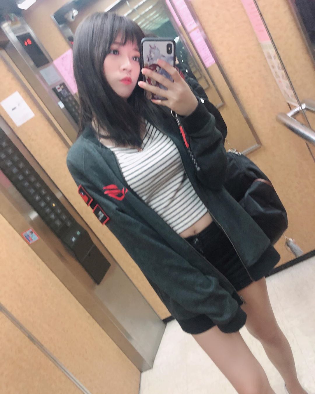  #台中有什麼好吃吃的❤️ 活動預告～
6/28-6/31會在台中wirhouse出沒

開放拍打餵食