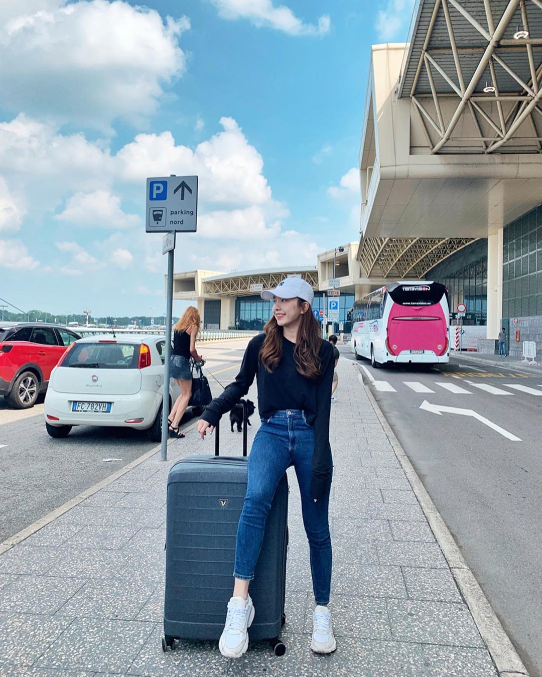  Ciao ciao , see you again 