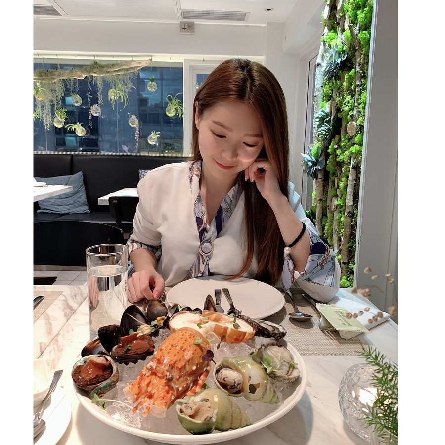  Chelsea Garden & Restaurant 
每逢朋友生日就搵d比較特別既餐廳慶祝
樓上餐廳裝修都幾別緻，仲有個小花園露台
幾寫意