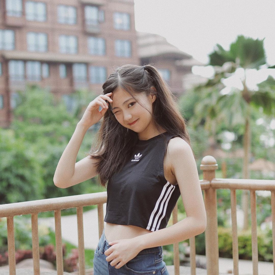  「ADIDAS 3 STRIPES TANK 