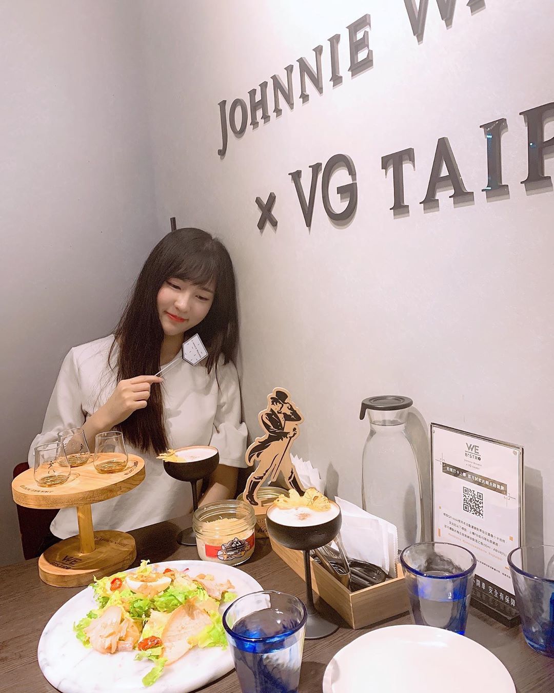  路過香堤大道一定要來吃一下 ❤️
【Johnnie Walker及VG Taipei聯名餐酒館】快閃店
‼️只有限時開放到9/1唷～
點餐時我還特地爬文有沒有特別推薦哪道菜