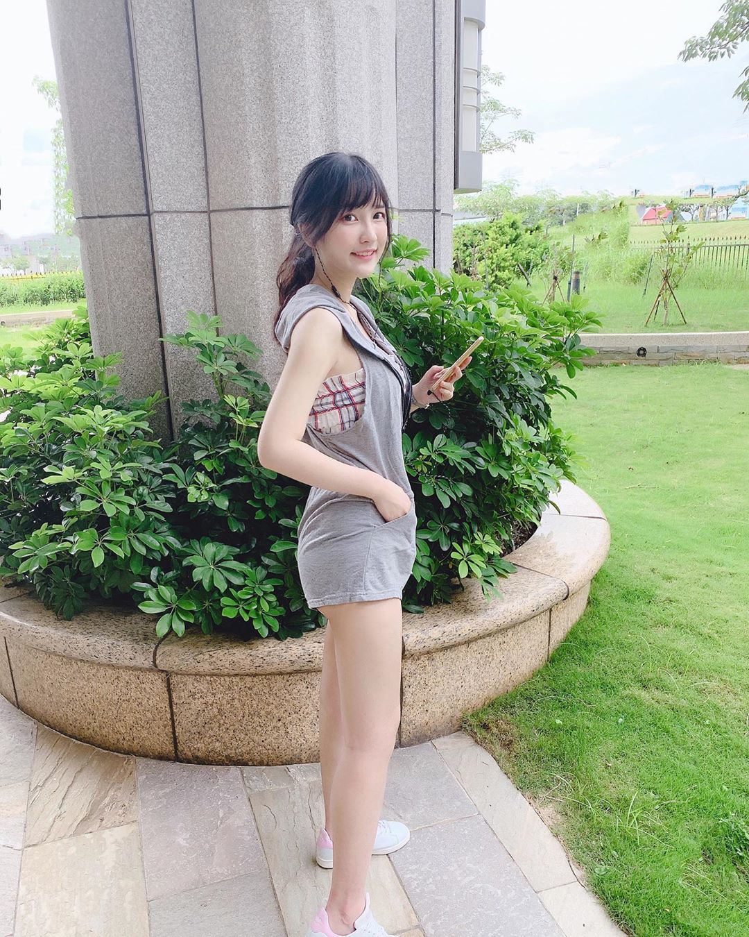  長太高ㄉ困擾
連身的衣服對我來說都太短