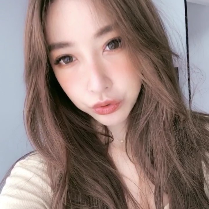  今天真的快被熱死了～～☀️☀️☀️
超級悶熱～～
現在終於可以去冷氣