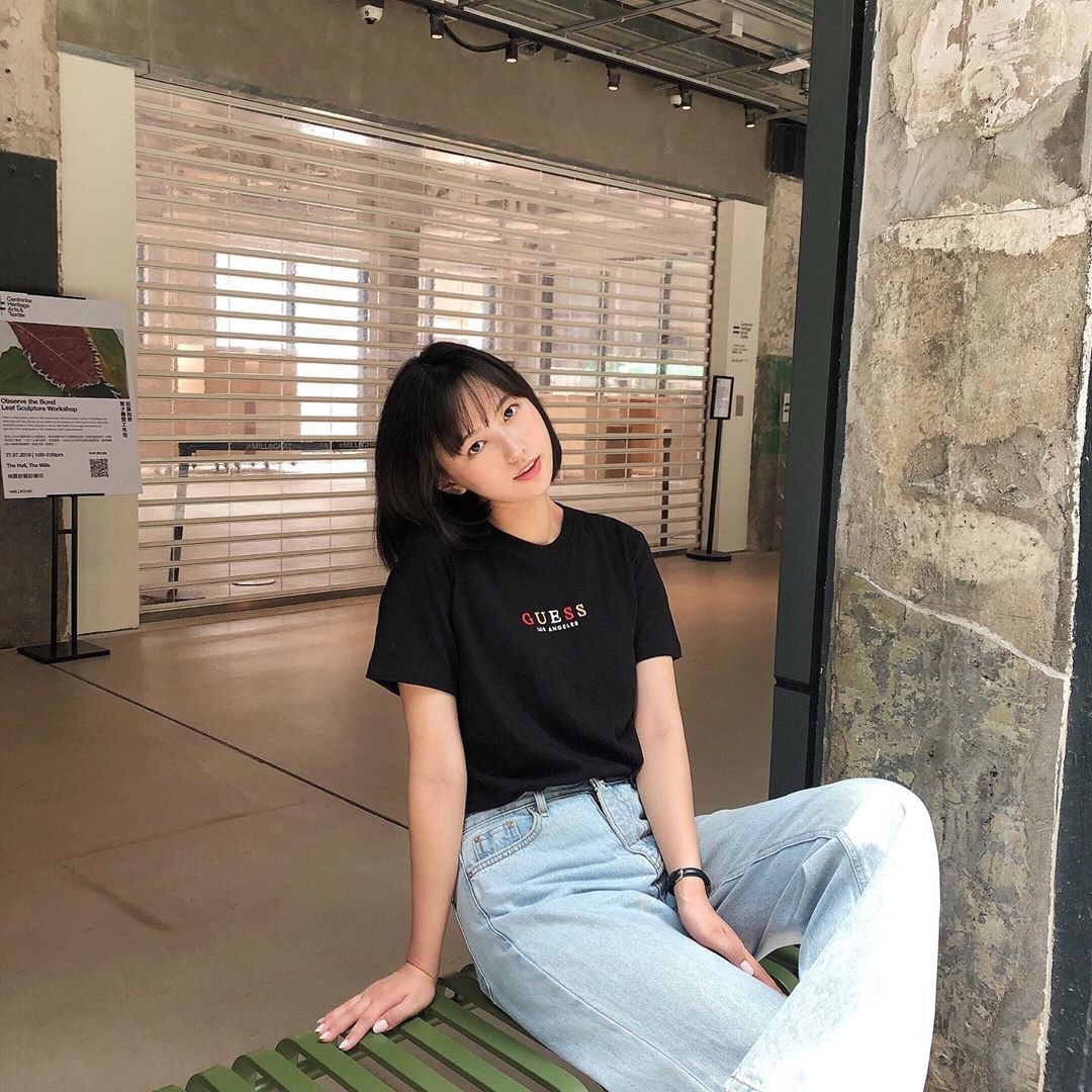  《HK$139 UP GUESS LOGO TEE