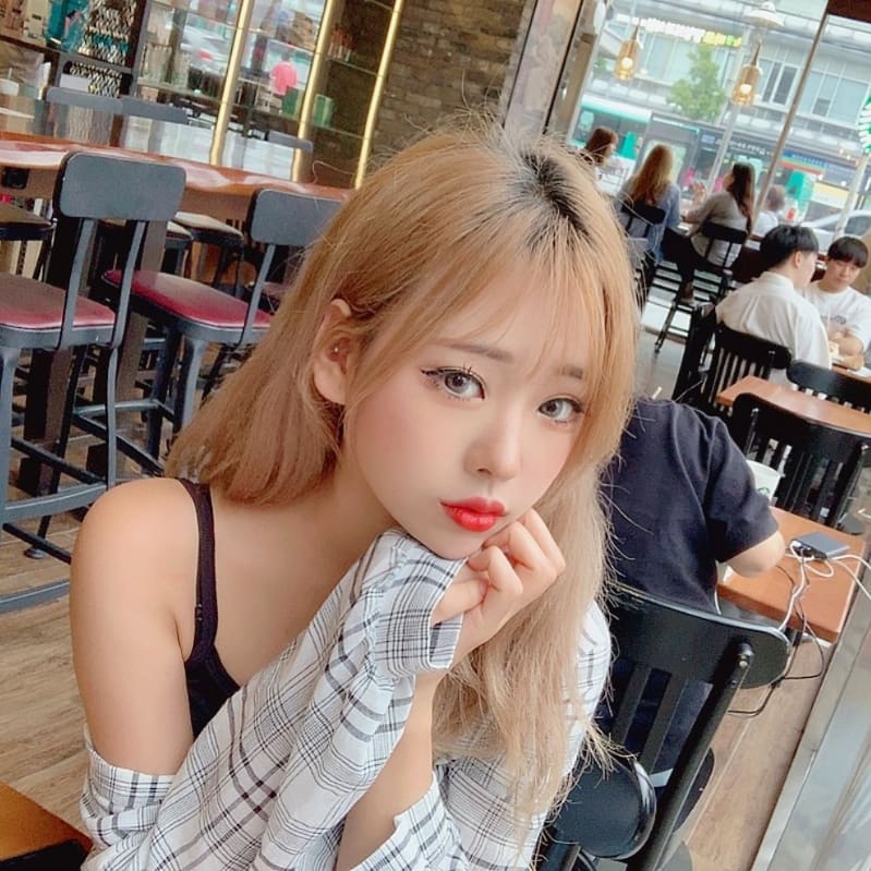  삭발을해야 좀 괜찮아지겠니
.
.
.
#dali...