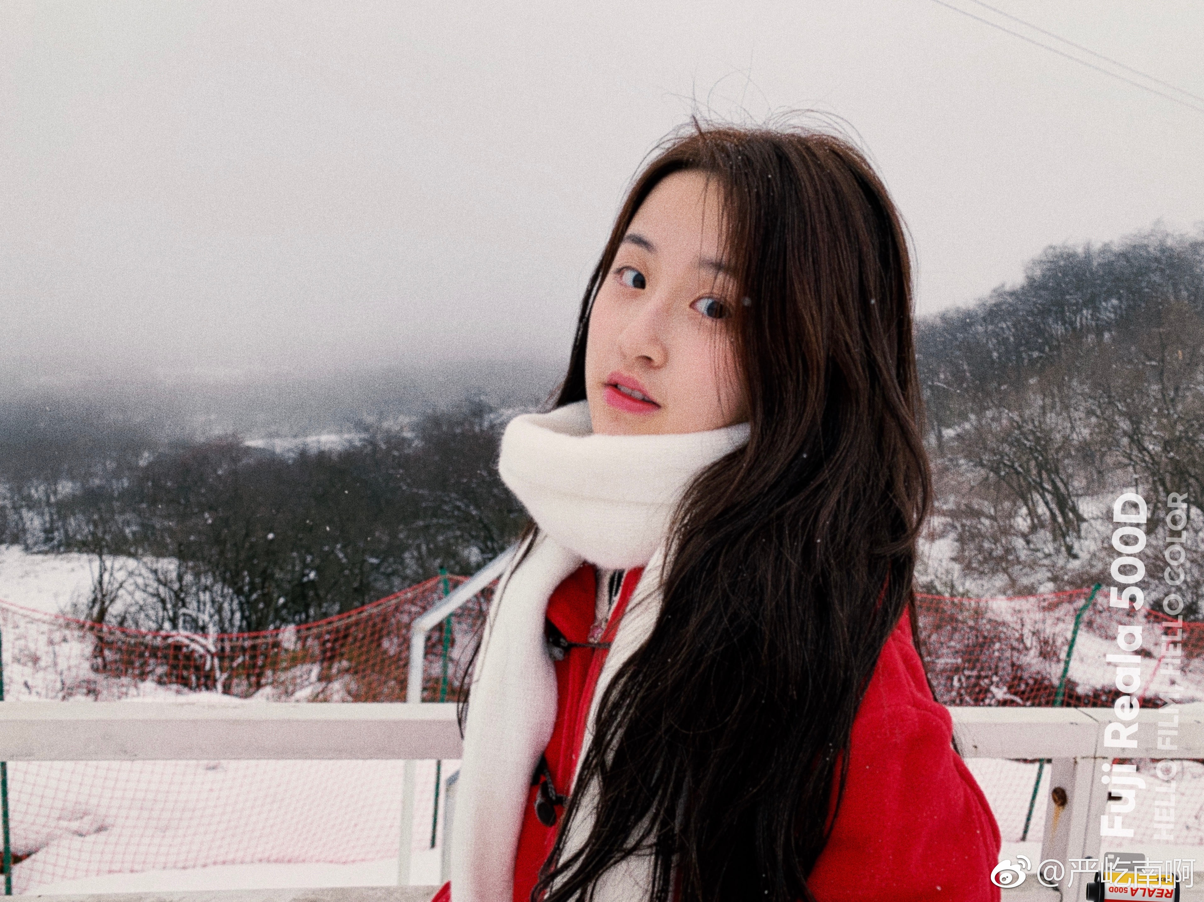 明年也想和你一起看雪 