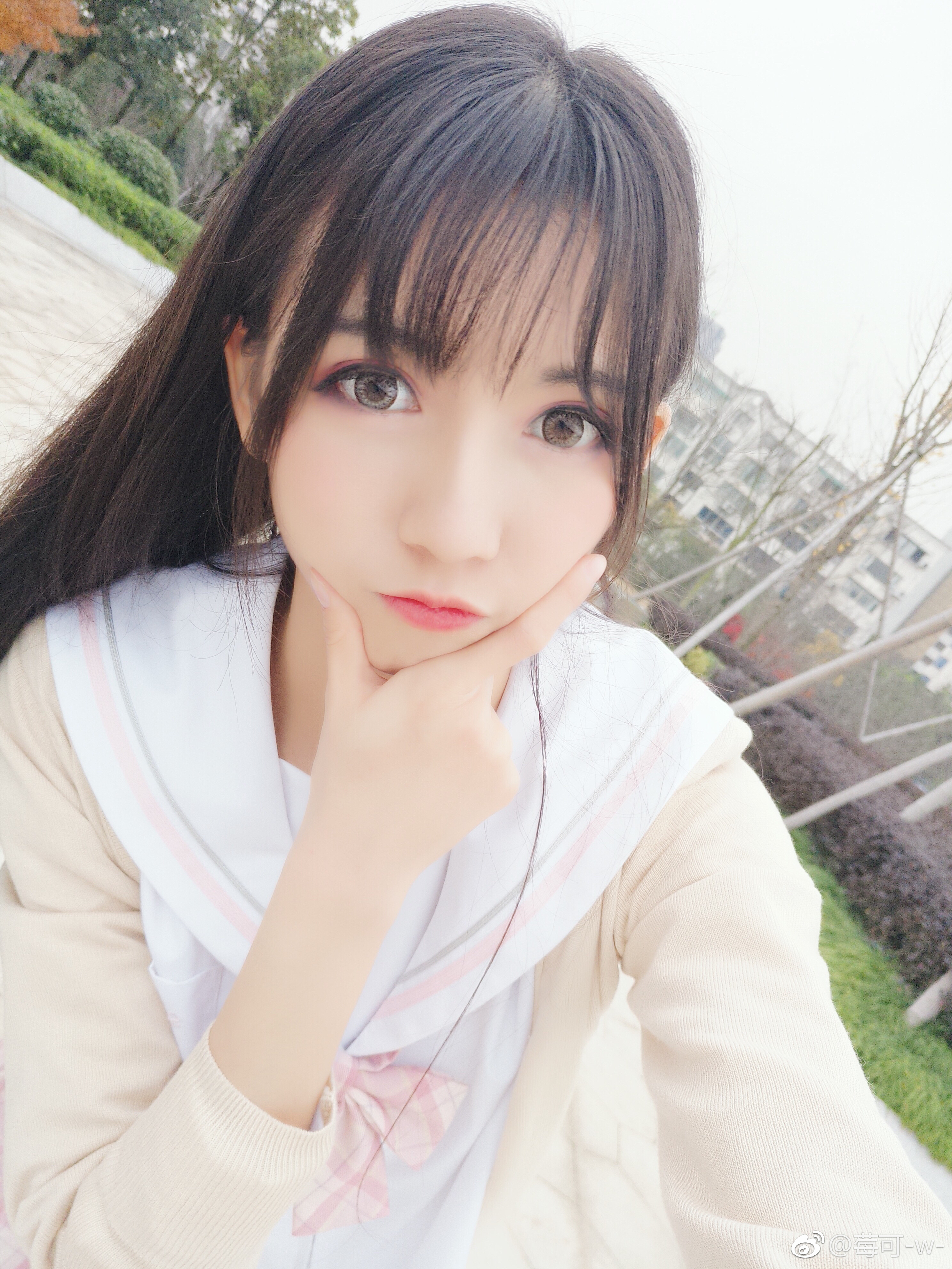  盯~  今天去录了新舞  冬至快乐~  没吃...